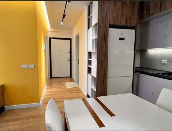 Tirane, jepet me qera apartament 1+1 Kati 5, 60 m² 550 € (21 dhjetori)
