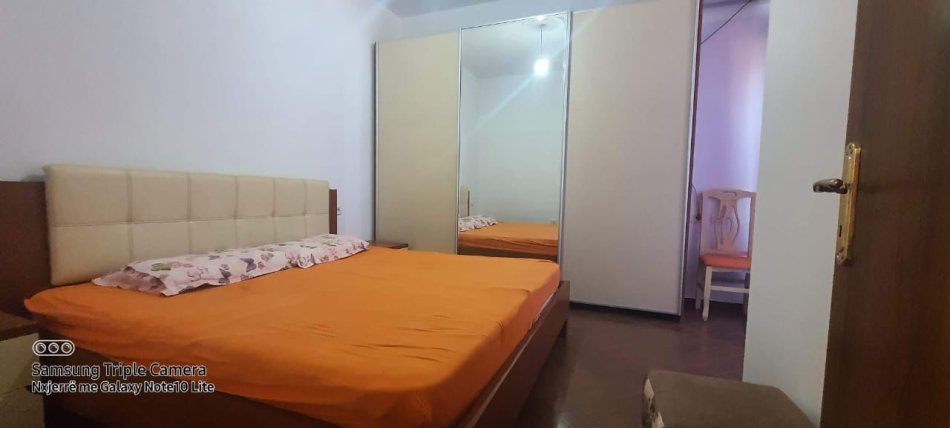 Tirane, shitet apartament 2+1 , 93 m² 114.000 € (Sokrat Miho)