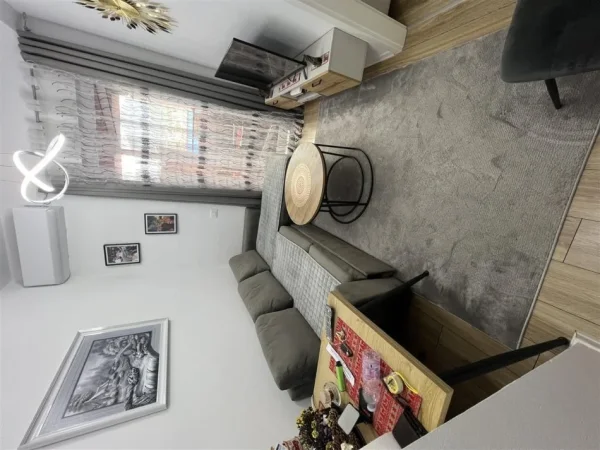 Tirane, shitet apartament 1+1 Kati 5, 46 m² 69.000 € (Ali Demi)