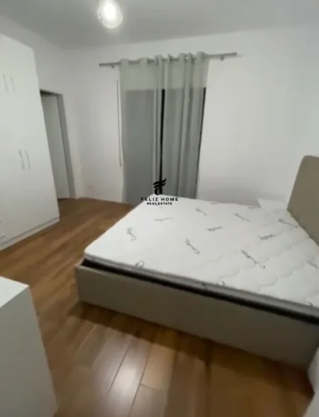 Tirane, shitet apartament 2+1+Ballkon Kati 5, 120 m² 230.000 € (FUSHA AVIACIONIT)