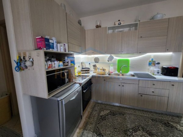 TIRANE, shitet apartament 2+1 Kati 3, 94 m² 76.000 € (VORE)
