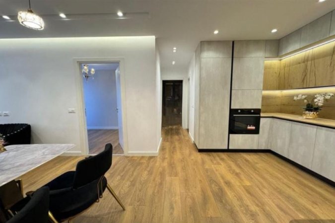 Tirane, shitet apartament 2+1 Kati 5, 71 m² (Stadiumi Dinamo)