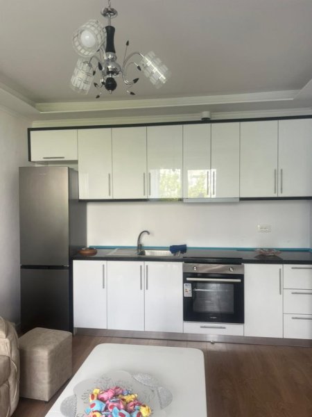 Tirane, jepet me qera apartament 2+1 Kati 3, 80 m² 598 € (Stacion treni)