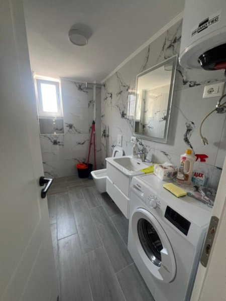 Tirane, jepet me qera apartament 2+1 Kati 3, 80 m² 598 € (Stacion treni)