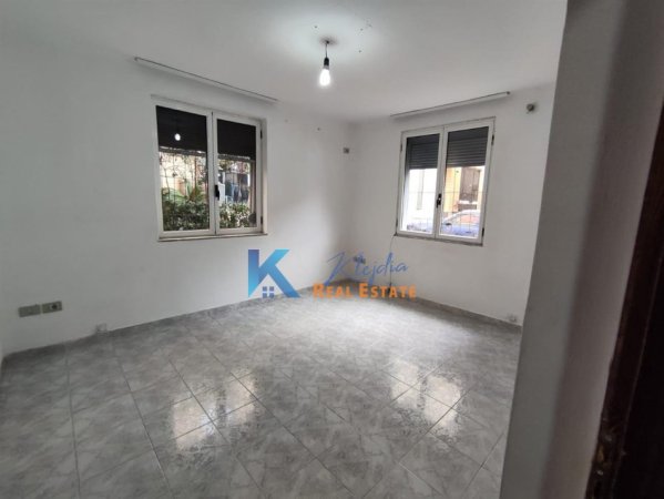 Tirane, jap me qera zyre Kati 1, 70 m² (Zyre per qira afer Stadiumit Dinamo, te Ish Shushica)
