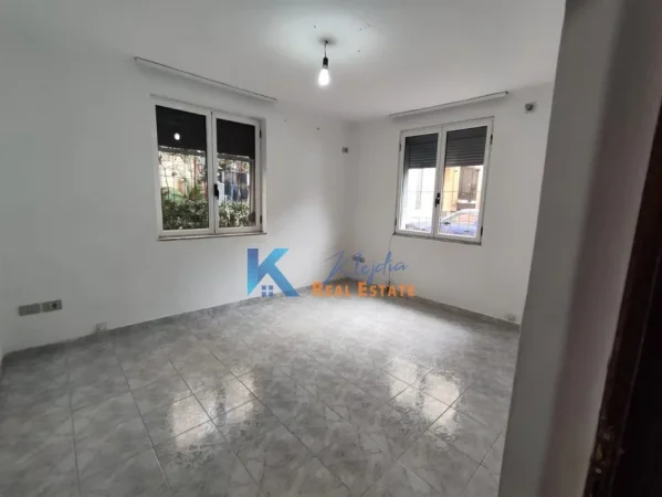 Tirane, jap me qera zyre Kati 1, 70 m² (Zyre per qira afer Stadiumit Dinamo, te Ish Shushica)