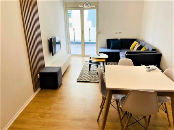 Tirane, jepet me qera apartament 1+1 Kati 2, 70 m² 500 € (Apartament Me Qera 1+1 Tek Liqeni I Thate (ID B210746) Tirane.)