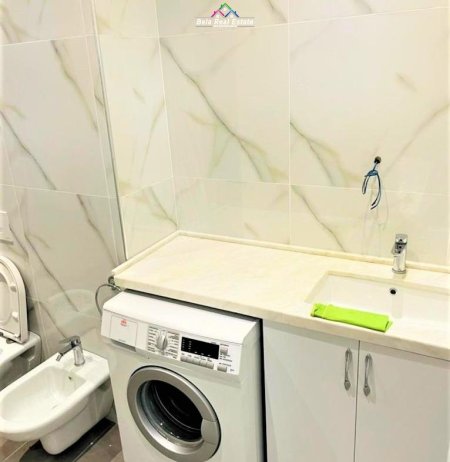 Tirane, jepet me qera apartament 1+1 Kati 2, 70 m² 500 € (Apartament Me Qera 1+1 Tek Liqeni I Thate (ID B210746) Tirane.)