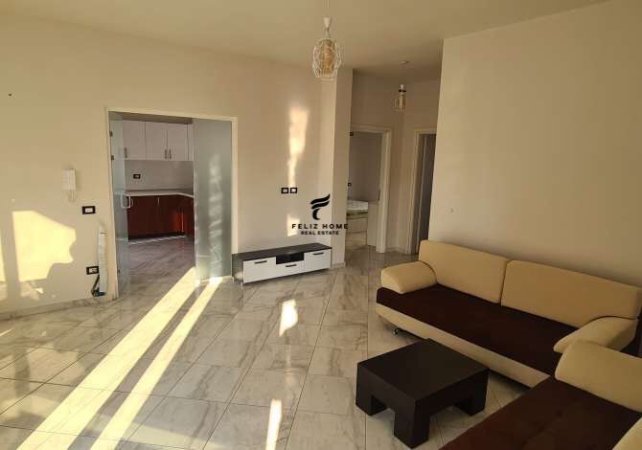 Tirane, jepet me qera apartament 2+1 Kati 3, 110 m² 500 € (SELITE)