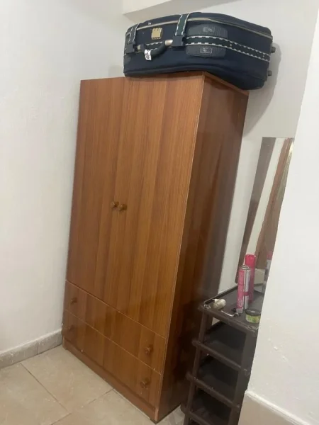 Tirane, jepet me qera garsonier 1+1 Kati 0, 180 € (Loni Ligori)