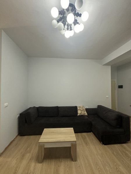 Tirane, jap me qera apartament 2+1 Kati 2, 80 m² 550 € (Farmacia 10)