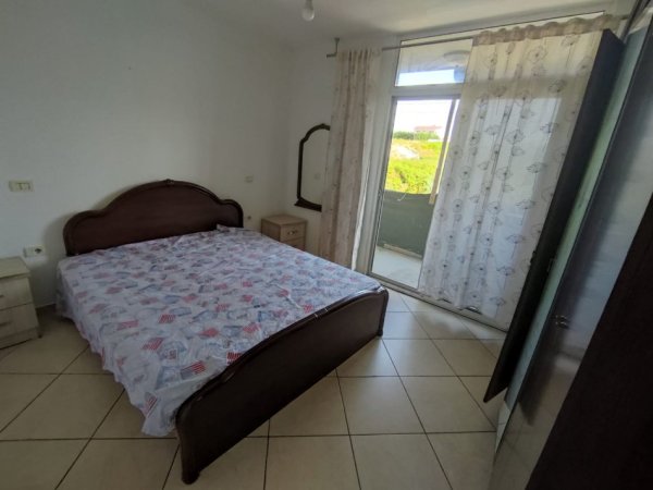 Tirane, jepet me qera apartament 1+1+Ballkon Kati 2, 80 m² 249 € (Gramozi)