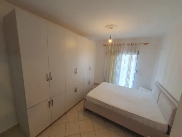 Tirane, shitet apartament 2+1+Ballkon Kati 6, 108 m² 120.000 € (Yzberisht)