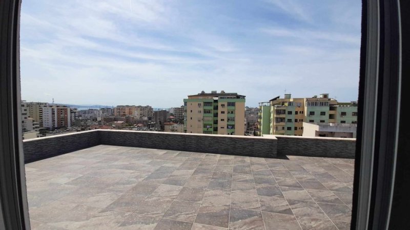 Durres, shes apartament 2+1 Kati 8, 200.000 € (Durres)