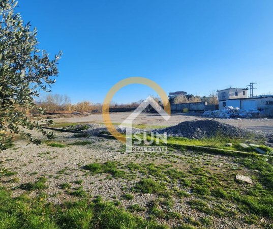 Shkoder, shitet toke , 8.607 m² (RR. BEXHENE, SHKODER)