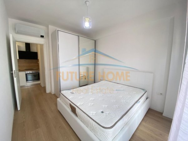 Tirane, jepet me qera 1+1 Kati 3, 600 € (21 Dhjetori, Rruga e Kavajes)