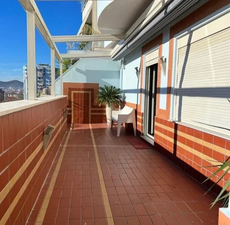 Tirane, shitet apartament duplex 2+1 Kati 7, 254 m² 490.000 € (Ish Ekspozita)