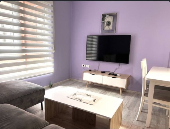 Tirane, jepet me qera apartament 1+1 Kati 2, 60 m² 449 € (Selite e Vjeter)