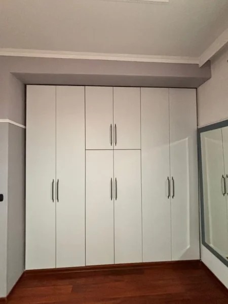 Tirane, jepet me qera apartament+verande | Penthouse 2+1 Kati 2, 95 m² 550 € (Rruga 5 Maji, Tiranë)
