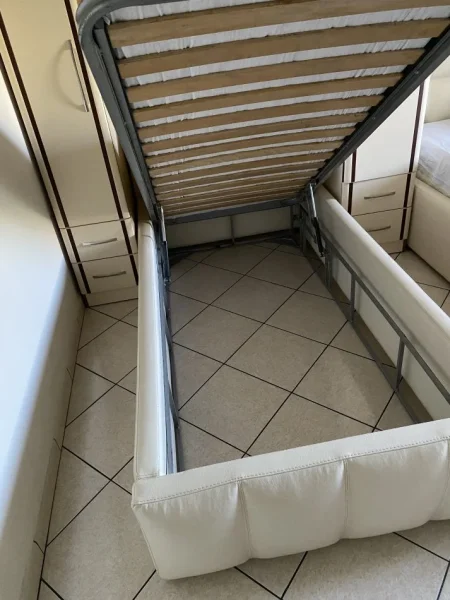 Shkoder, shes KREVAT TEK 180 €