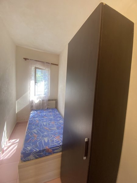 Tirane, jepet me qera shtepi 1+1 Kati 1, 70 m² 