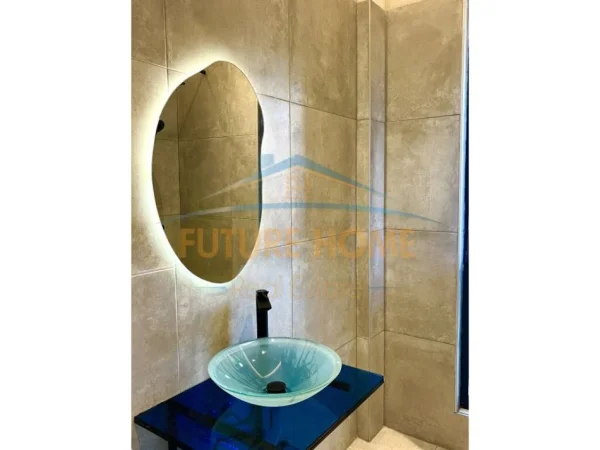 Tirane, jepet me qera apartament 1+1 Kati 6, 68 m² 1.000 € (Rruga e Kavajes)