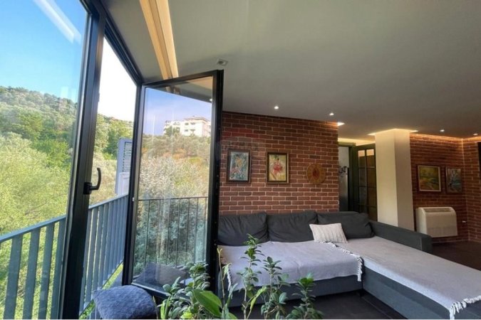 Tirane, jepet me qera apartament 3+1+Ballkon Kati 3, 135 m² 900 € (Kopshti zoologjik)