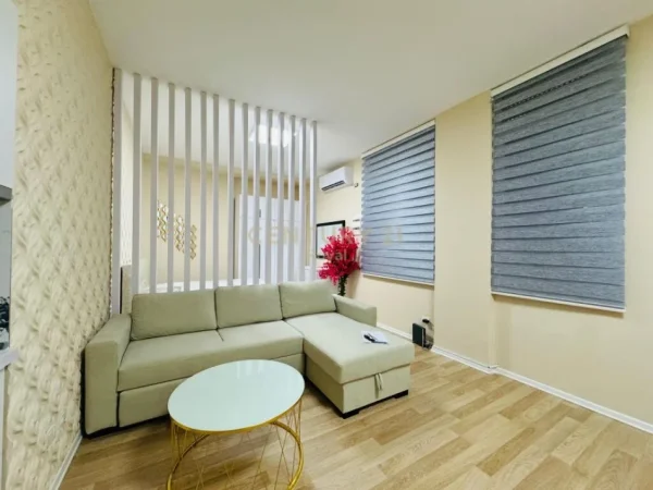 Tirane, jepet me qera garsonier 1+1 Kati 1, 44 m² 500 € (selvia)