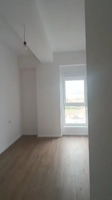 Tirane, jepet me qera apartament 2+1 Kati 5, 84 m² 450 € (Ali Demi)