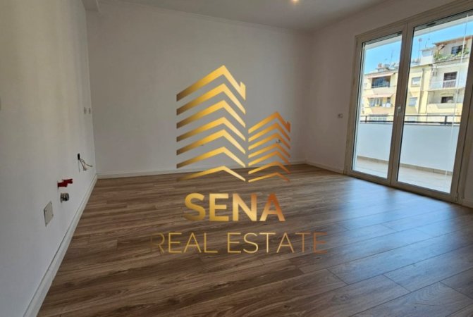 Tirane, shitet apartament 1+1+Ballkon Kati 3, 72 m² 145.000 € (Rruga Petro Nini Luarasi)