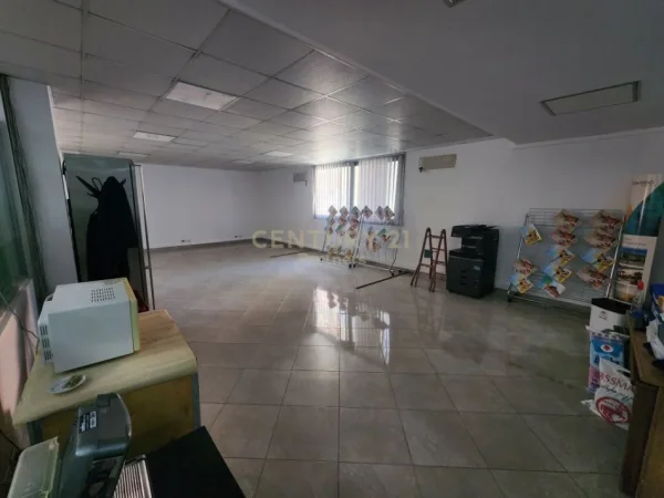 Tirane, shes ambjent biznesi , 320 m² 1.000.000 € (Ish Blloku)