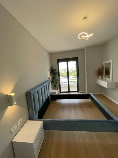 Tirane, shitet apartament 2+1 Kati 3, 89 m² 128.000 € (Yzberisht)