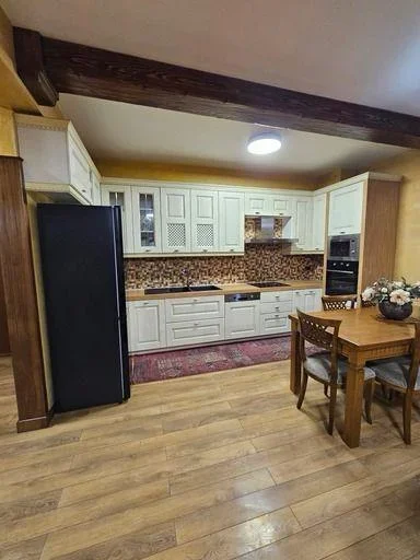 Tirane, shitet apartament 2+1 Kati 3, 89 m² 128.000 € (Yzberisht)