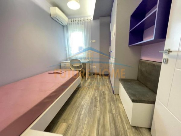 Tirane, jepet me qera 3+1+Ballkon Kati 2, 144 m² 1.000 € (Rezidenca Touch of Sun Sauk.)