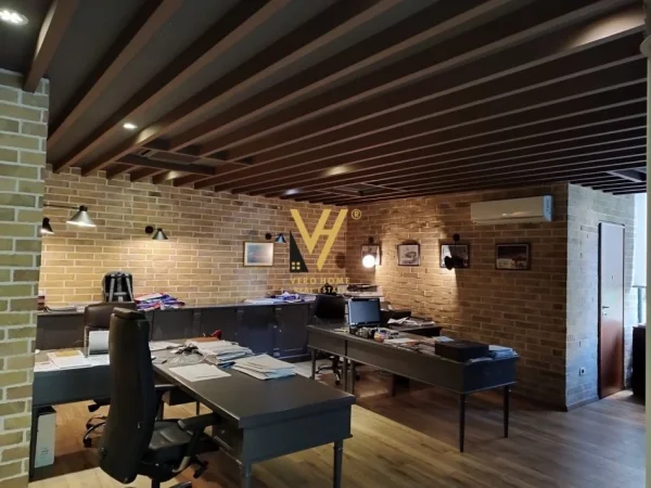 Tirane, shitet apartament Kati 2, 194 m² 748.000 € (BLLOK)