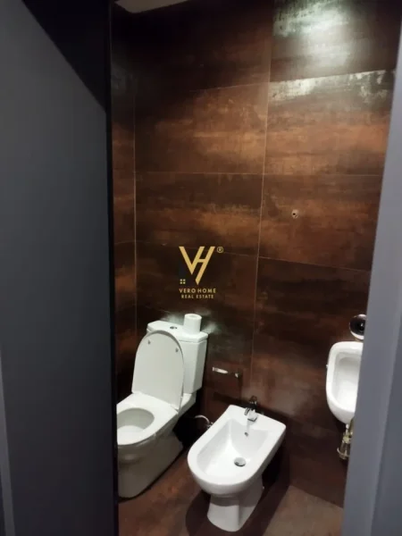 Tirane, shitet apartament Kati 2, 194 m² 748.000 € (BLLOK)