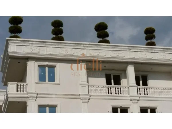 Durres, shitet Godine Kate 4, 4.000 m² (Maminas)