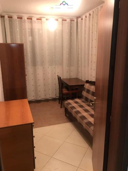 Tirane, jepet me qera apartament 2+1 Kati 2, 80 m² 420 € (yzberisht)