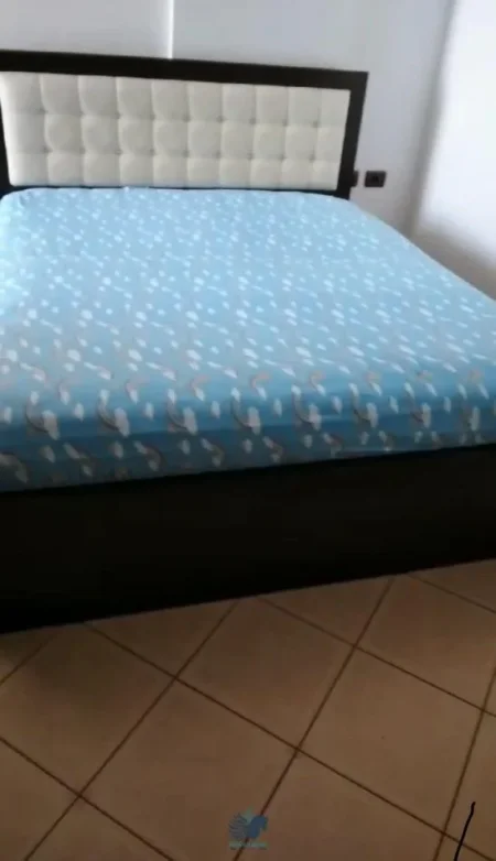 Jepet Me Qera Apartament 2+1 Tek Globe [ID P02142]
