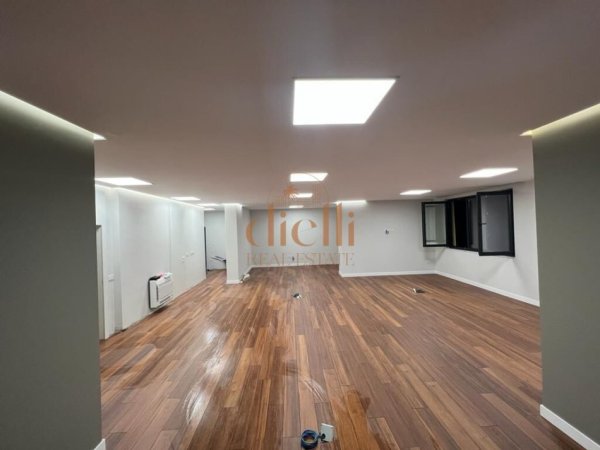 Tirane, jepet me qera , 140 m² 1.500 € (Shallvaret)