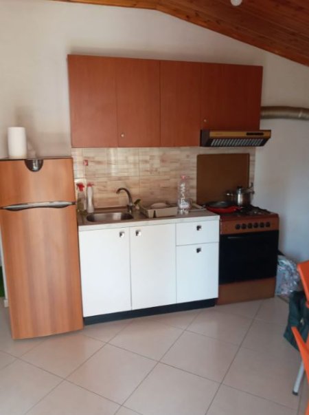 Tirane, jepet me qera apartament 2+1 Kati 3, 70 m² 450 € (Qytet Studenti)