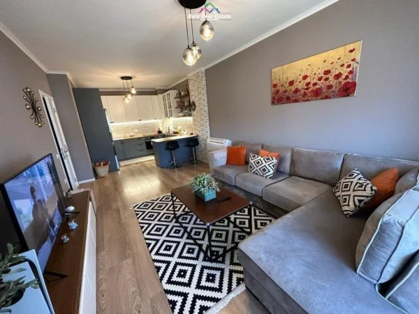 Tirane, shitet apartament 2+1 Kati 2, 109 m² 165.000 € (rruga Dritan Hoxha)