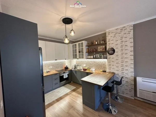 Tirane, shitet apartament 2+1 Kati 2, 109 m² 165.000 € (rruga Dritan Hoxha)