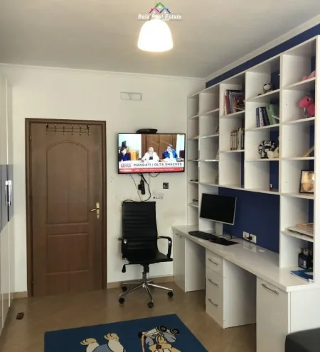 Tirane, shitet apartament 2+1 Kati 5, 112 m² 145.000 € (Loni Ligori)