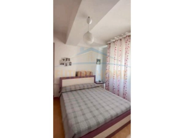 Durres Plazh, shitet apartament 2+1 , (Pavarsia)