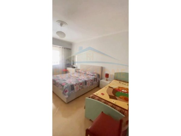 Durres Plazh, shitet apartament 2+1 , (Pavarsia)