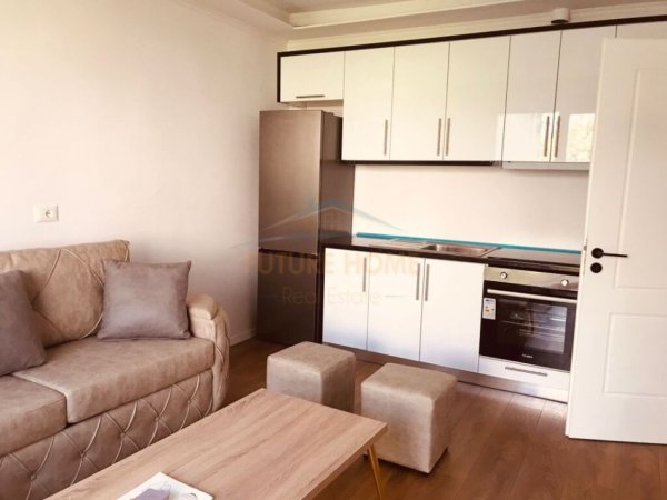 Tirane, jepet me qera apartament 2+1 Kati 3, 80 m² 600 € (Harry Fultz , Tiranë.)