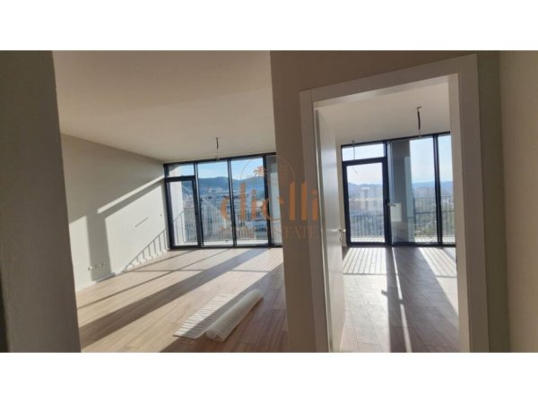 Tirane, jepet me qera apartament 1+1+Ballkon Kati 9, 800 € (Lake View Residence)