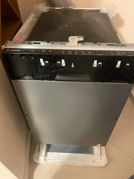 Tirane, shes lavastovilje Lavastovilje marka BOSCH e paperdorur