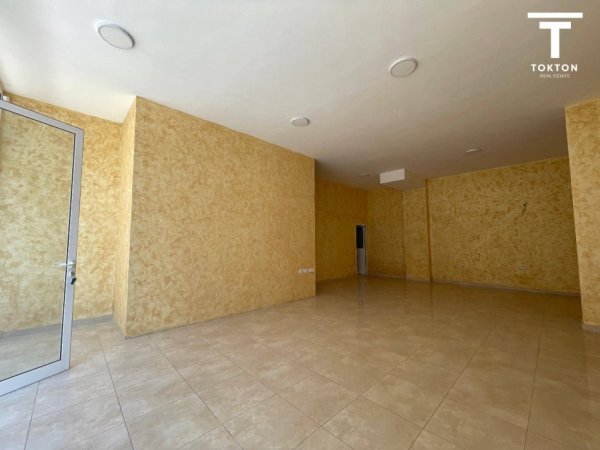 Tirane, jepet me qera Kati 0, 70 m² 450 € (ASTIR)